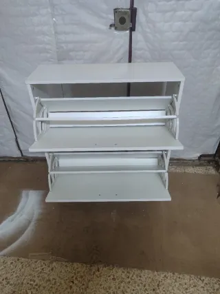 Zapatero blanco de madera