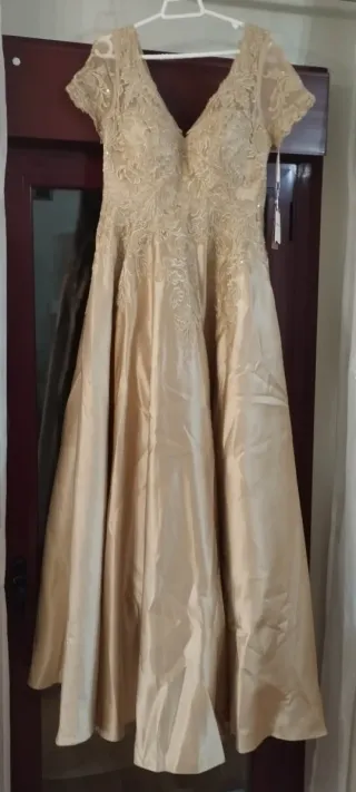 Vestido fiesta, celebración, boda, sin estrenar.