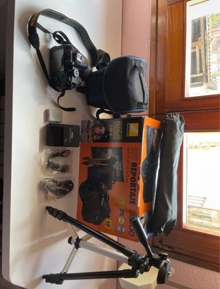 Nikon D3300 Kit Completo + Trípode + Complementos