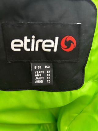 Tabla Snowboard BURTON chopper130cm y Ropa de niño