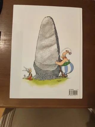 ¡El cielo se nos cae encima! (Asterix) (Spanish...