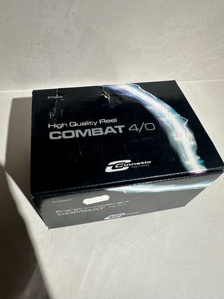 Carrete Cinnetic Combat 4-0