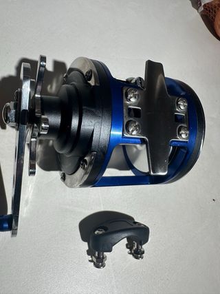 Carrete Cinnetic Combat 4-0