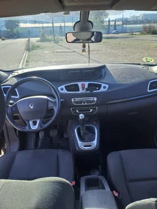 Renault Grand Scenic 2009