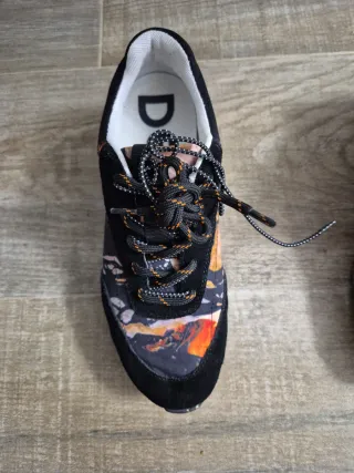 Deportivas Desigual Multicolor y Negro