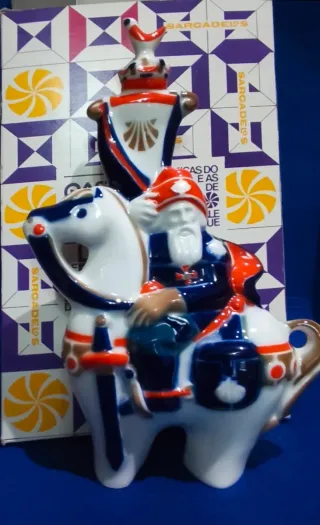 Figura de Porcelana de Sargadelos Peregrino Duque