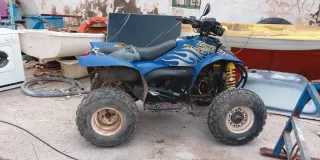Quad Polaris 250 el sillón poco roto y la aleta