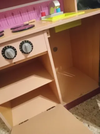 Cocina de madera para niños