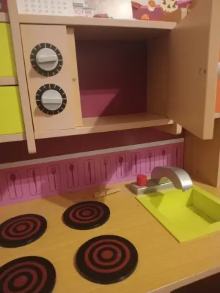 Cocina de madera para niños