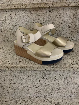 Sandalo donna oro e bianco