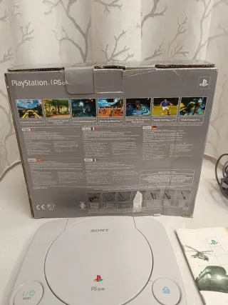 PlayStation 1 PSOne completa con scatola