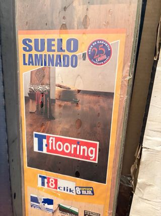 Caja de suelo de parqué