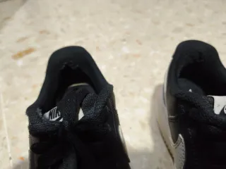 Nike DM0113-002 Talla 37.5