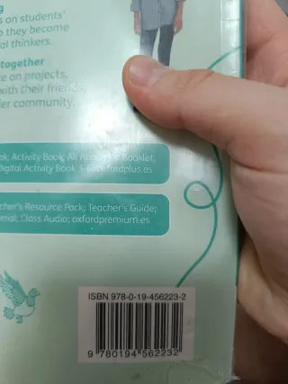 Allí About US 6 Activity Book