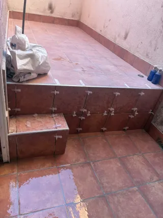 Baldosas para terraza  Pladur  Pintura  Electrcida
