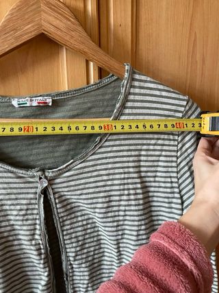 Chaqueta de rayas gris y verde