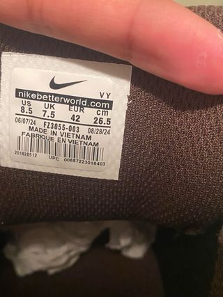 Zapato Nike Air More Uptempo Low Marrón/Gris