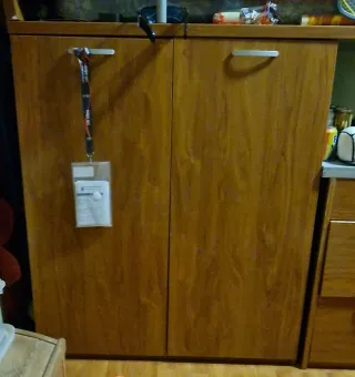 Armario de madera cerezo 1m x 1m