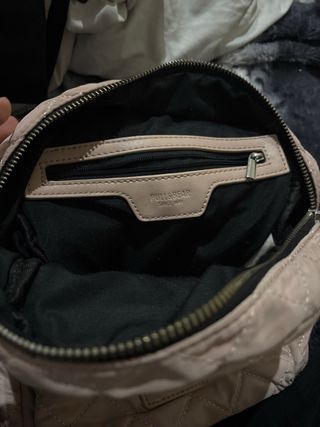 Mochila Pull&Bear rosa acolchada