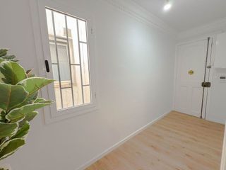 Piso en venta en La Font de la Guatlla en Barcelona