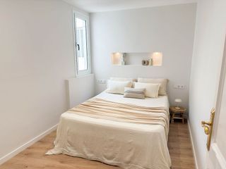 Piso en venta en La Font de la Guatlla en Barcelona