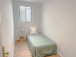 Piso en venta en La Font de la Guatlla en Barcelona