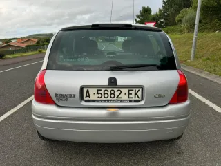 Renault Clio 2001