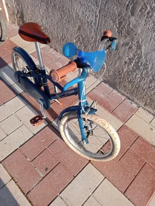 Bicicleta infantil azul