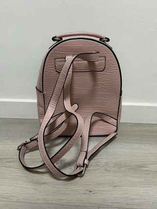 Mochila rosa efecto piel cocodrilo