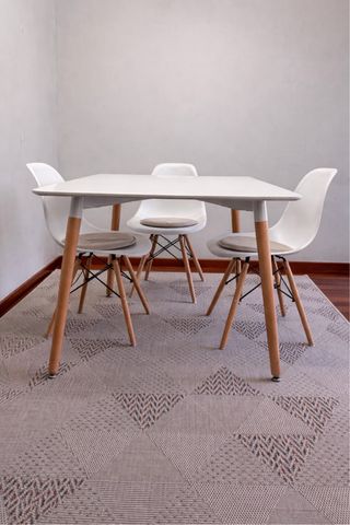 Mesa y 4 Sillas Comedor Diseño Nórdico