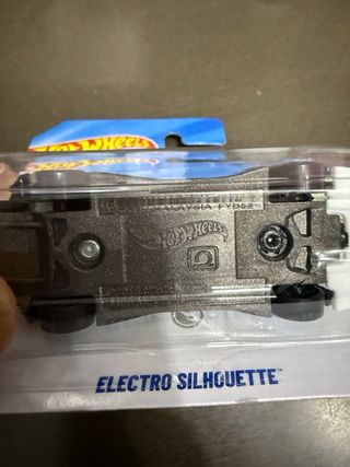Hot Wheels Electro Silhouette Argento