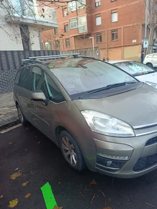 Citroen Grand C4 Picasso 2011