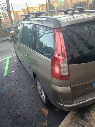 Citroen Grand C4 Picasso 2011