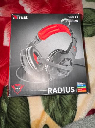 Auriculares Trust GXT 310 Radius Gaming
