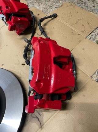 Frenada Brembo 2 pistones Ford Focus ST 2018-2025