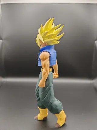 Trunks Super Saiyan - Dragon Ball Z Banpresto