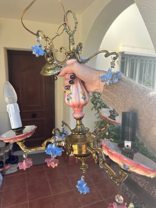 Lámpara de araña de cerámica y metal