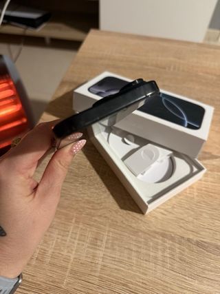 iPhone 16 Pro 128GB Negro