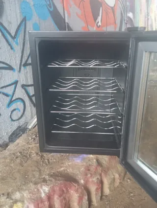 Nevera de vino