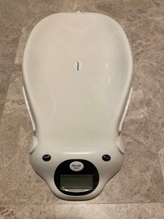Balanza digital para bebé con musica