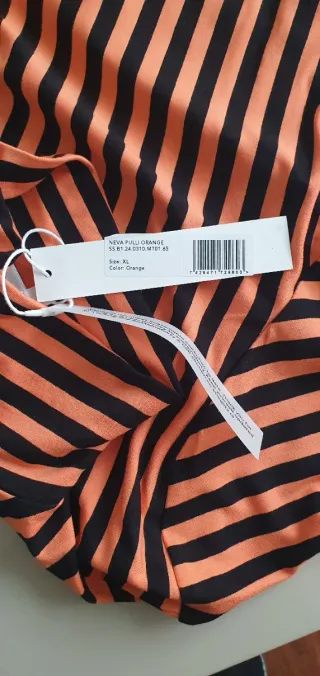 Top STIEGLITZ rayas naranja y negro