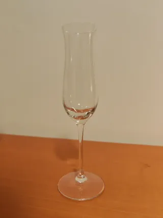 Bicchieri di Cristallo: Acqua + Vino + Flute