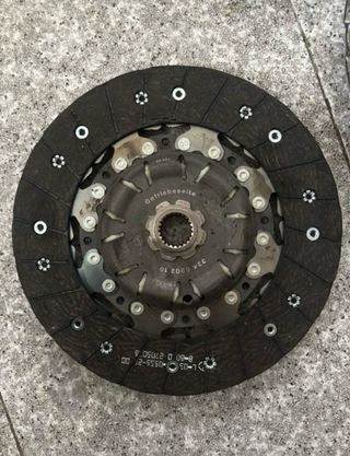 Embrague LUK NUEVO (bimasa usado) valido para ARL
