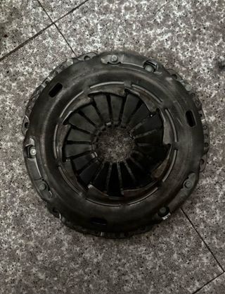 Embrague LUK NUEVO (bimasa usado) valido para ARL