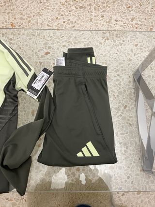 Chándal Real Madrid Adidas Talla M