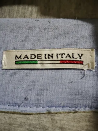 Abrigo celeste con capucha