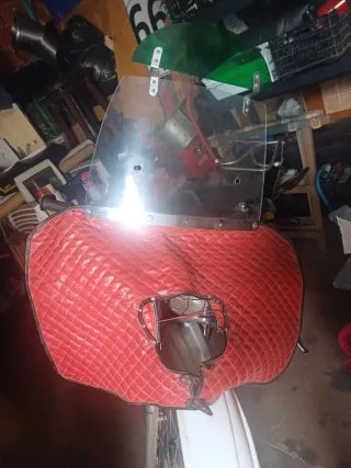 Careta pantalla clásica Mobylette vespino. Rieju