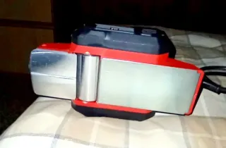 Cepillo Eléctrico Rojo