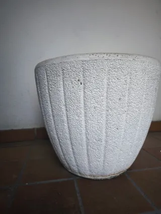 Conjunto de 2 maceteros de jardín