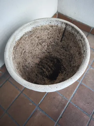 Conjunto de 2 maceteros de jardín